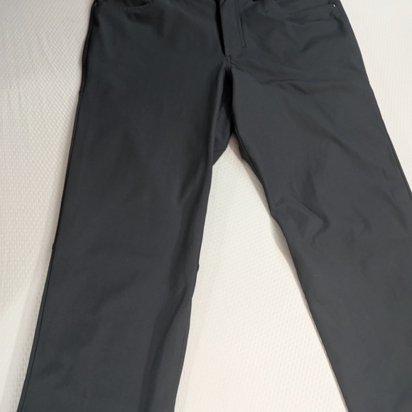 Sold - Picture 5 of 10